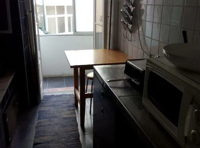 Edith Cavell10 Pensión 3*