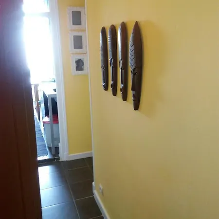 Edith Cavell10 3* 리스본