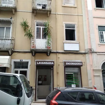 Edith Cavell10 3* 리스본