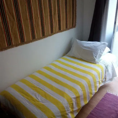 Edith Cavell10 招待所